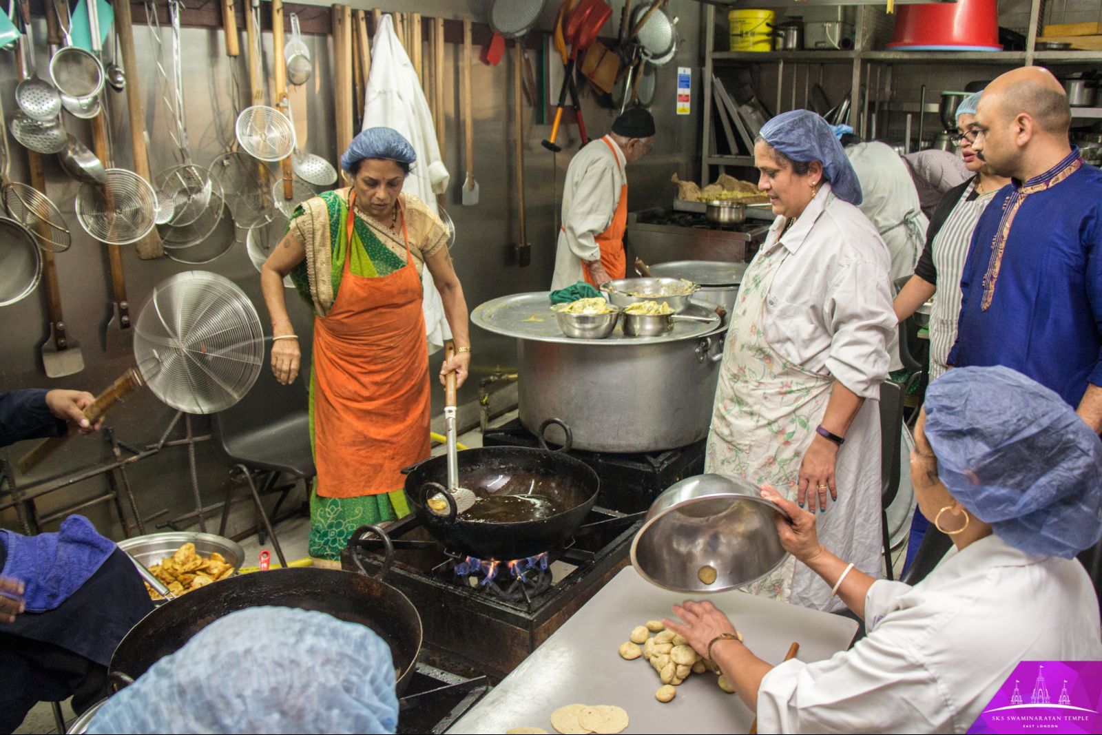 ©1987-2017 SKS Swaminarayan Temple East London